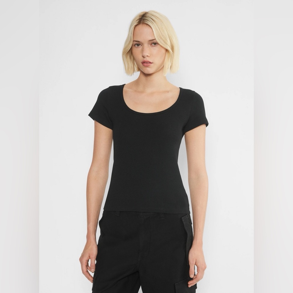 Aritzia Tna Homestretch Scoopneck T-shirt